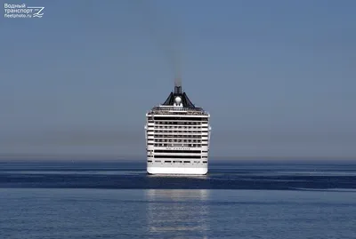 Корабль Msc Fantasia В Деревне Флам В Норвегии — стоковые фотографии и  другие картинки Круиз - Круиз, Фиорд, Без людей - iStock