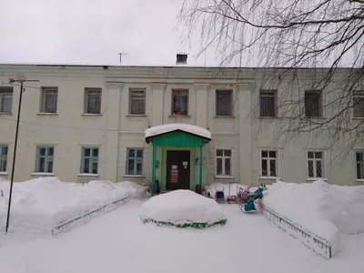 Мурыгино (Юрьянский район). Церковь Воздвижения Креста Господня (новая),  фотография. фасады Начало мая у Крестовоздвиженской церкви