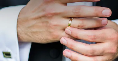 Классические мужские 8 мм черные вольфрамовые обручальные кольца с двойным  пазом со скошенными краями и кирпичным узором из матовой нержавеющей стали  кольца для мужчин | AliExpress