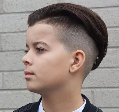 awesome 25 Marvellous Disconnected Undercut Ideas - On Trend Haircuts Check  more at http://stylemann.c… | Мужские стрижки, Прически для средней длины  волос, Стрижка