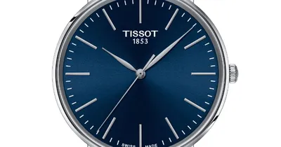 Мужские часы Tissot Everytime Gent с синим циферблатом и черным кожаным  ремешком