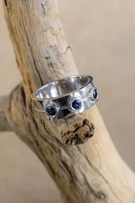 Мужские серебряные кольца — купить мужское кольцо из серебра недорого в  интернет-магазине SUNLIGHT в Москве, выбрать серебряное кольцо для мужчины  в каталоге с фото и ценами