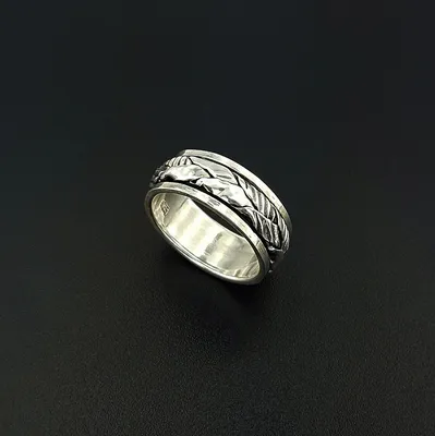 Мужские серебряные кольца купить в ювелирном интернет-магазине НАШЕ ЗОЛОТО  по низкой цене, доставка по Москве и России