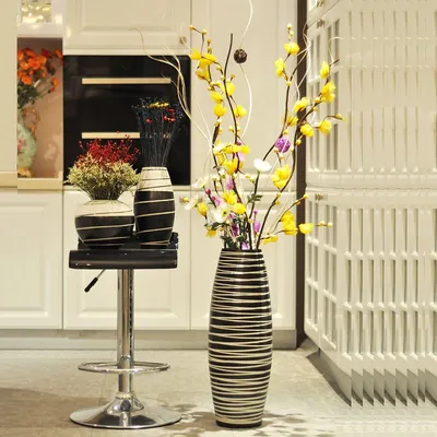 floor vase with flowers - Google Search | Напольные вазы, Декоративные вазы,  Ваза
