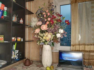 Интерьер дома и дачи :: Искусственные цветы и растения :: Композиция искусственных  цветов в вазе \"Великолепие цветов\"