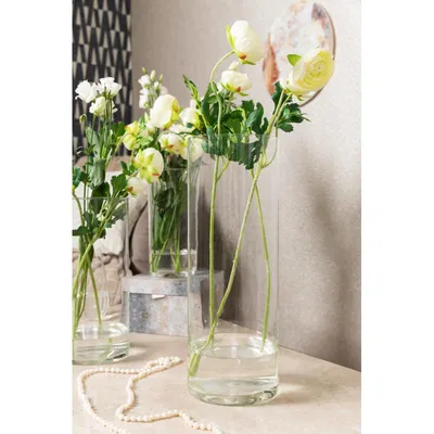 Стеклянные вазы в цветочной флористике: разновидности и полезные советы