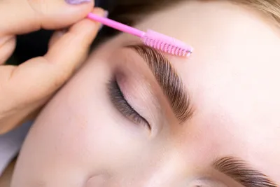 Пудровое напыление. Процедура перманентного макияжа бровей от ТОП-мастера  Дианы Беляевой - YouTube