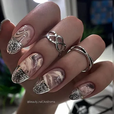 Праздничный маникюр 2016 года в домашних условиях | Triangle Nail Art -  YouTube