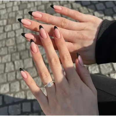Маникюр френч на коротких ногтях: фото дизайна французских ногтей для  разных форм в 2024 году
