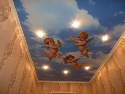 Тканевый натяжной потолок DESCOR с фотопечатью \"Ангелы\" в Лисках |  liskipotolki.ru