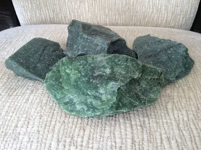 Нефрит колотый для печки в сауне. (Хакасия), цена в Перми от компании  Зеленый Камень
