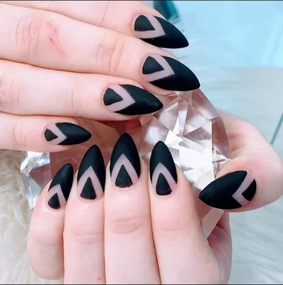 10 IDEAS FOR NEGATIVE SPACE NAILS - StyleGPS | February nails, Manicure,  Swag nails