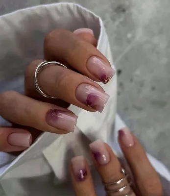 Простой и нежный дизайн❤️ #ногти #ногти2022 #nails #маникюр #маникюр2022 # дизайнногтей #гельлак #красивыеногти #ногтидня #топмастеров… | Instagram