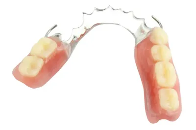 Нейлоновые зубные протезы - цена в Москве | Клиника МАЙ