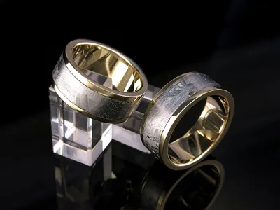 Необычные обручальные кольца, парные кольца, кольца из золота в  интернет-магазине Ярмарка Мастеров по цене 73160 ₽ – NZU8KBY | Обручальные  кольца, Москва - доставка по России