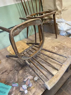 Необычные стулья и кресла