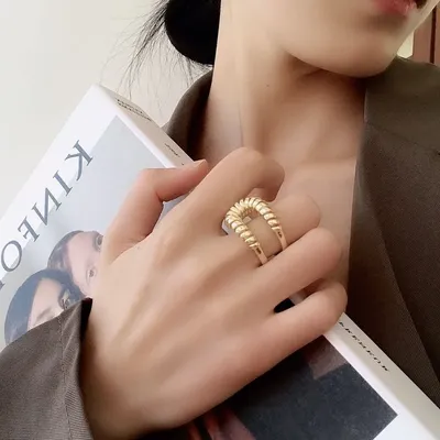 Купить Индивидуальные кольца золотого цвета с тиснением, глянцевая полая  текстура, эффектные ювелирные изделия, вечерние, свадебные, женские, необычные  кольца на палец | Joom