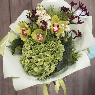 Купить букет необычный букет цветов с доставкой на дом в Саратове