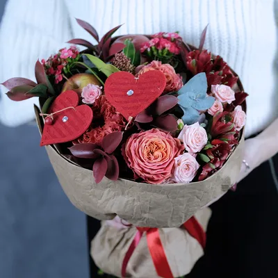 Необычный букет из 39 шикарных роз купить в Краснодаре с доставкой