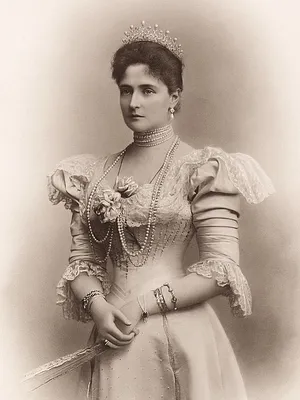 Александра Фёдоровна (жена Николая II) — Википедия