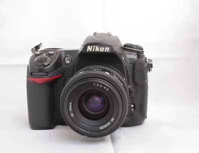 Is it still worth buying the Nikon D300? - What Digital Camera