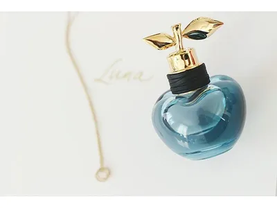 Купить духи Nina Ricci Luna Blossom — женская туалетная вода и парфюм Нина  Ричи Луна Блоссом — цена и описание аромата в интернет-магазине  SpellSmell.ru