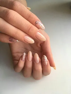 Нежный, нюдовый маникюр и педикюр в студии Tiffany Nails в Москве