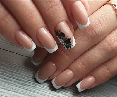 110+ This is a simple and cute design on the ring finger for white French  tips 2018 | Дизайнерские ногти, Гвоздь, Ногти