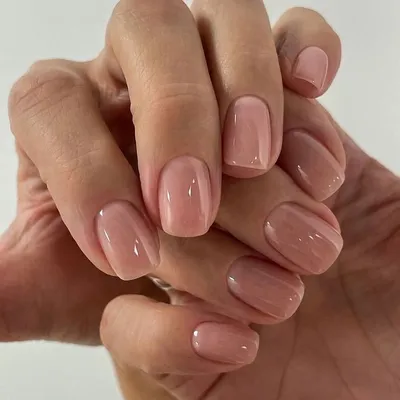 После ➡️ До Светло-розовые ноготки Легкий дизайн Комбинированный маникюр 💅  На фото До тоже моя работа Цена 3500… | Instagram