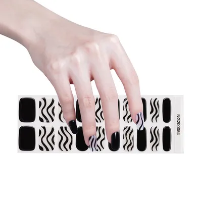 Маникюр на средние ногти / черно-белый - 3 фото ногтей 2024