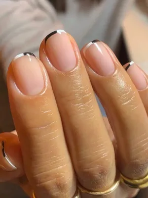 Черно-белый французский маникюр - 20Nails