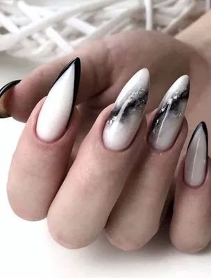 маникюр черно белый дизайн ногтей | Skull nails, Hair and nails, Nail  designs