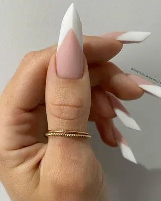 22 Exciting Edge Nail Designs To Set Your Nails Apart | Nail art, Crystal  nails, Gel nails