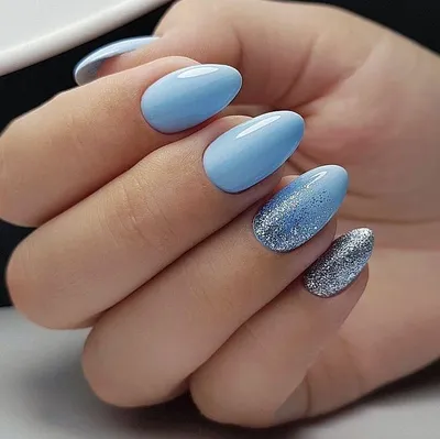 Голубой маникюр: дизайн красивых ногтей голубого цвета на январь 2022 |  Spring nail art, Glitter nail art, Blue glitter nails