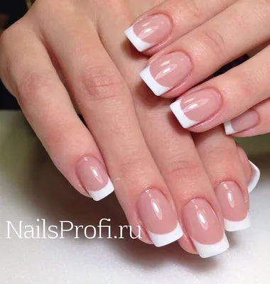 Наращивание ногтей маникюр Москва - КЛАССИЧЕСКИЙ #ФРЕНЧ ВСЕГДА В МОДЕ 💅🏻  Классический френч легко дополнит любой наряд, стильный образ с костюмом,  шикарное вечернее платье в любой длине и другие аутфиты, ведь