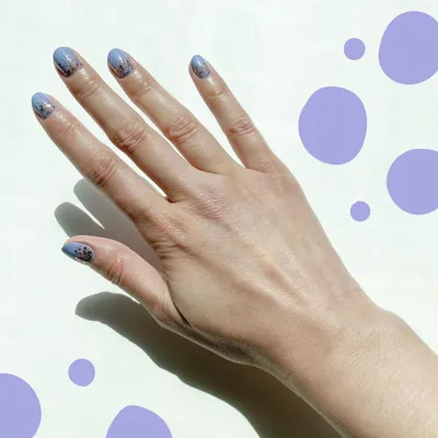 Embrace the Warmth with Radiant Summer Nails : Blue and Lavender Nails