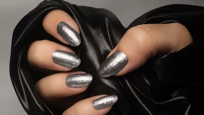 silver nail inspiration for you to feel inspired this season | Glamour UK