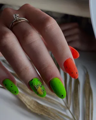 The Prettiest Summer Nail Designs We've Saved : Orange swirl nails