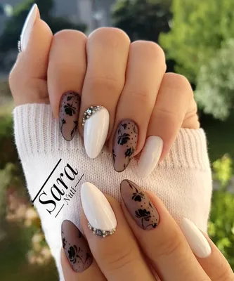Двойной френч - простой и оригинальный дизайн ногтей, который точно  понравится любительницам минимализма желающим несколько разнообразить… |  Instagram
