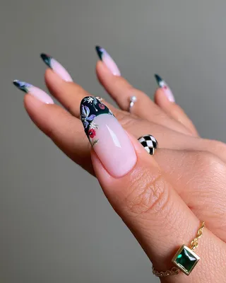 Маки на ногтях | Beautiful nails, Fun nails, Nails