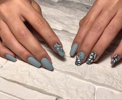 French Illusion\" Nails Are a Trippy Take on the Classic Manicure