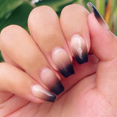 Chrome on grey : r/Nails