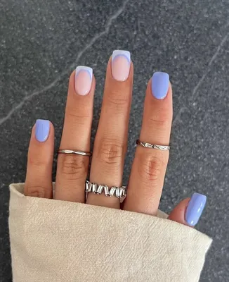 Crystal Nails Ukraine - 💙Модный синий маникюр 2018-2019 гг охватывает  дизайн ногтей синего цвета,💅 который балует женщин чудесными глубокими и  более нежными синими оттенками.💙 Такой маникюр прекрасно дополнит  множество удачных офисных, романтичных,