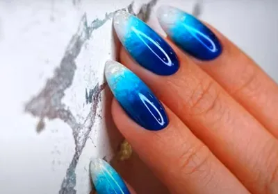 Синий маникюр: как носить самый трендовый оттенок лета на ногтях | Beauty  HUB | Дзен