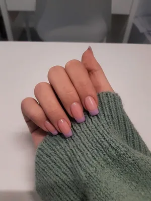 Маникюр на среднюю длину💜💅🏻 | Квадратные ногти, Отращивание ногтей,  Дизайнерские ногти