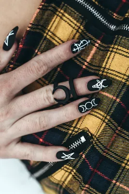 Witch Nails | Witch nails, Witchy nails, Glass nails art