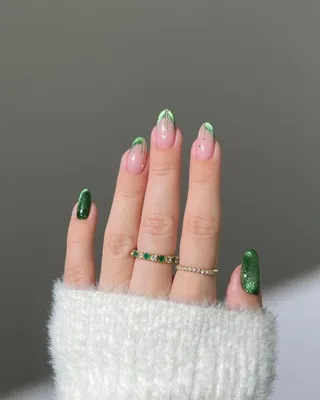 Зеленый френч: 6 самых красивых и модных дизайнов ногтей 💚 | TheGirl.ru |  Дзен