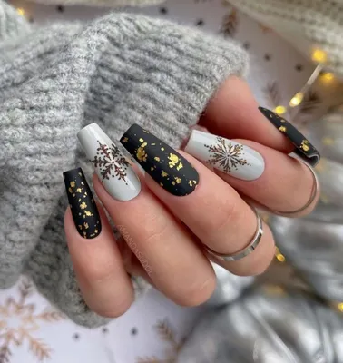 50+ Stunning Winter Nail Art Designs for Christmas and Beyond - HubPages