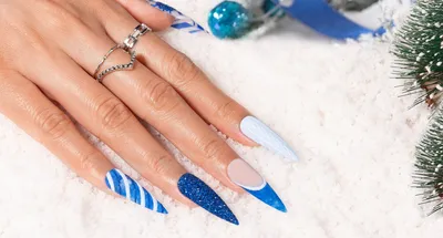 The 20 Most Gorgeous Winter Nail Designs - Wonder Forest