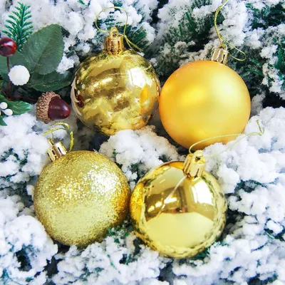 Елочные новогодние шары Зеленый матовый с золотом, пластик 8 см  (ID#1234455519), цена: 76.72 ₴, купить на Prom.ua